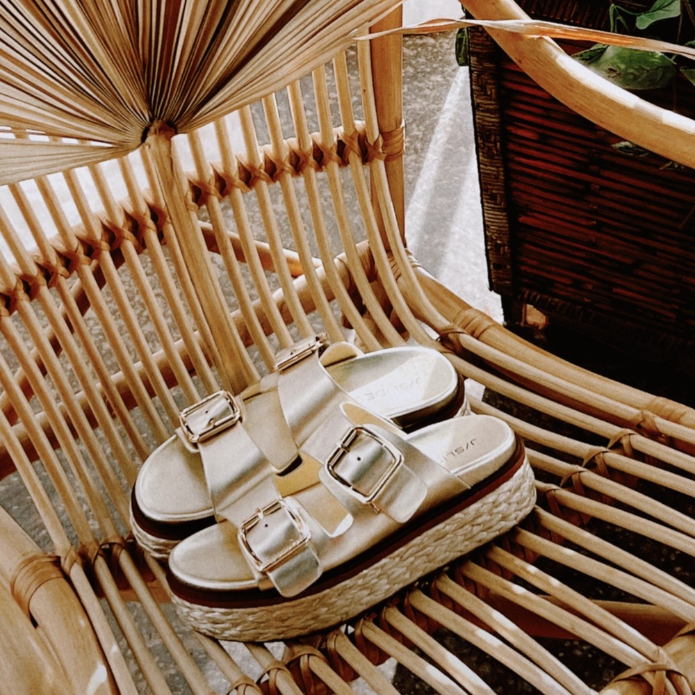 JSlides sandals